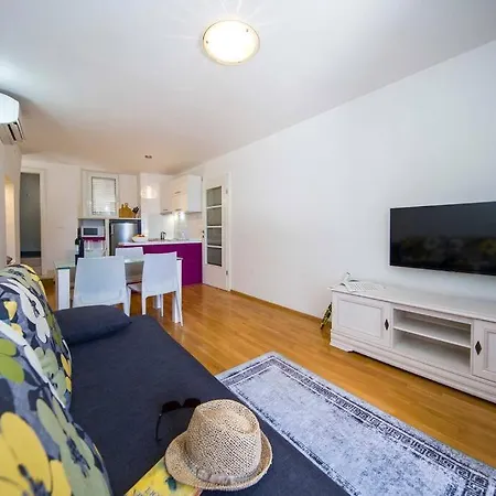 Appartement Center With Sea View Split