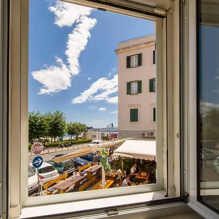 Center With Sea View Appartement Split